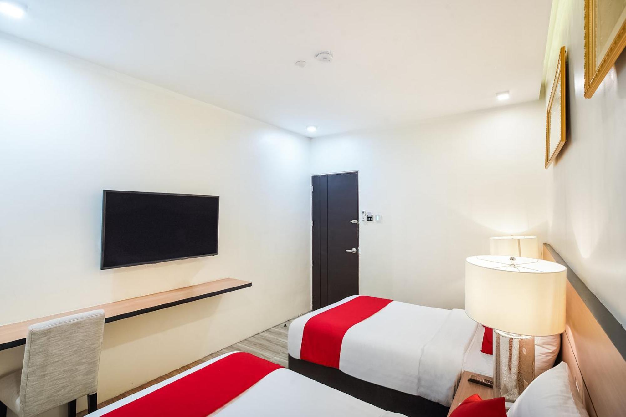 Oyo 489 Casa Mia Hotel Suites General Santos City Zewnętrze zdjęcie